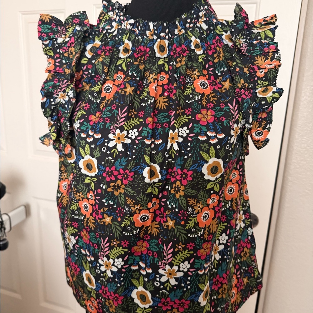 THML Black Floral Ruffle-Sleeve Blouse